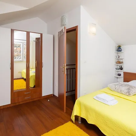 Casa de Férias Pura Vida House Omiš