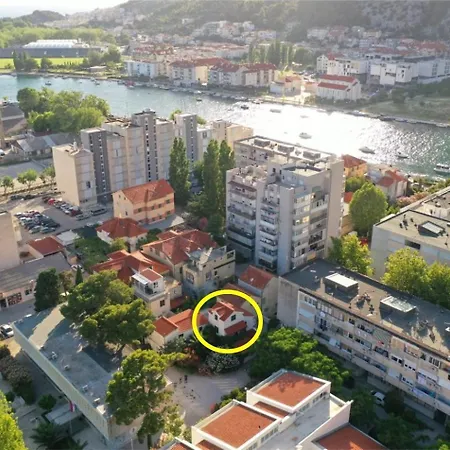 Pura Vida House Holiday home Omis